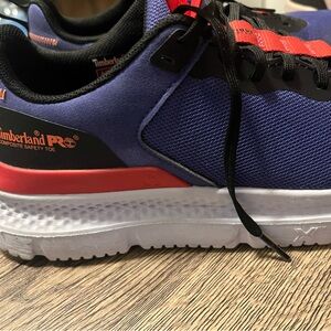 Safety Women shoes
Size 8.5
Timberland Pro
Steel toe